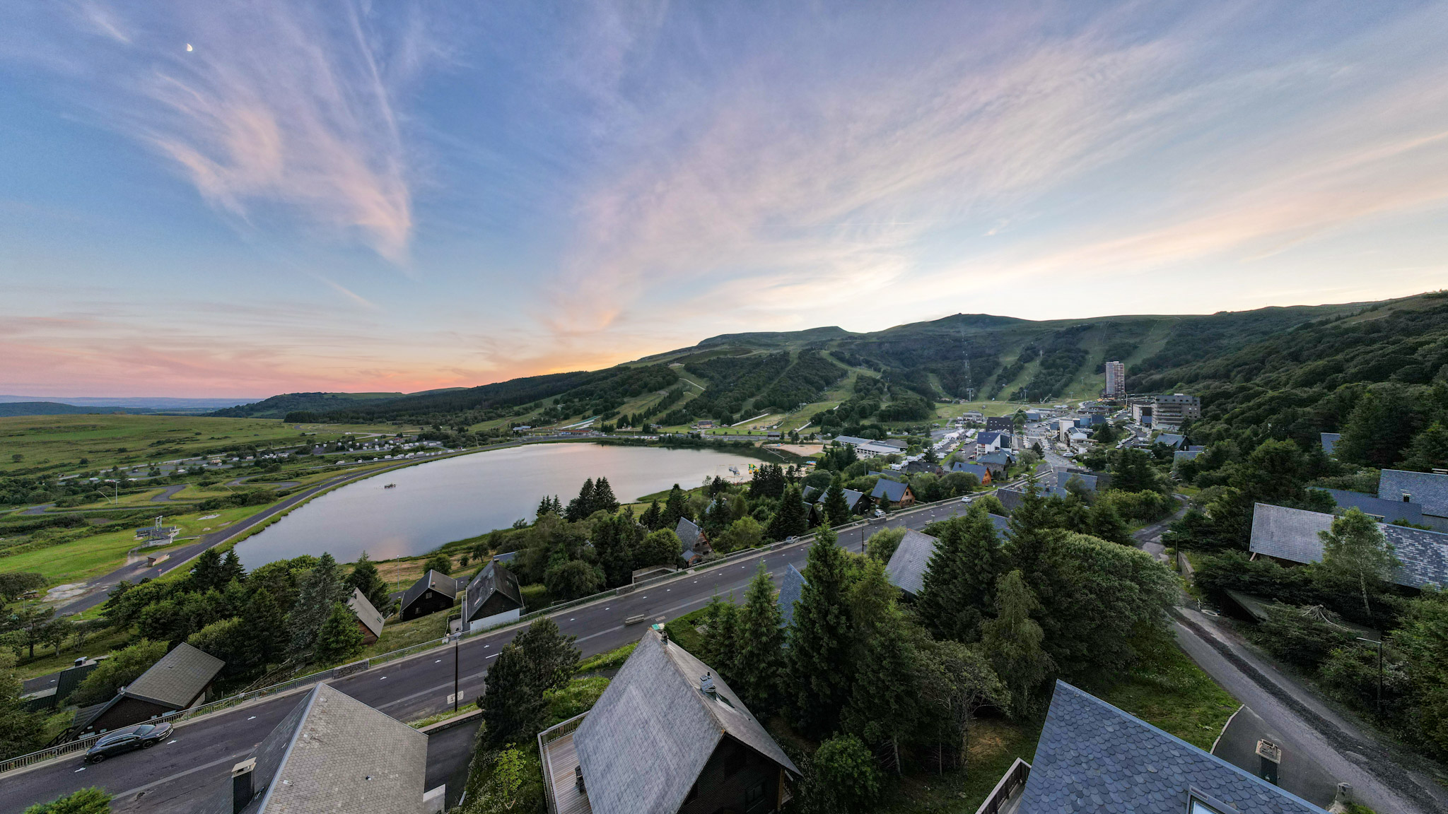 Panoramic view of Super Besse