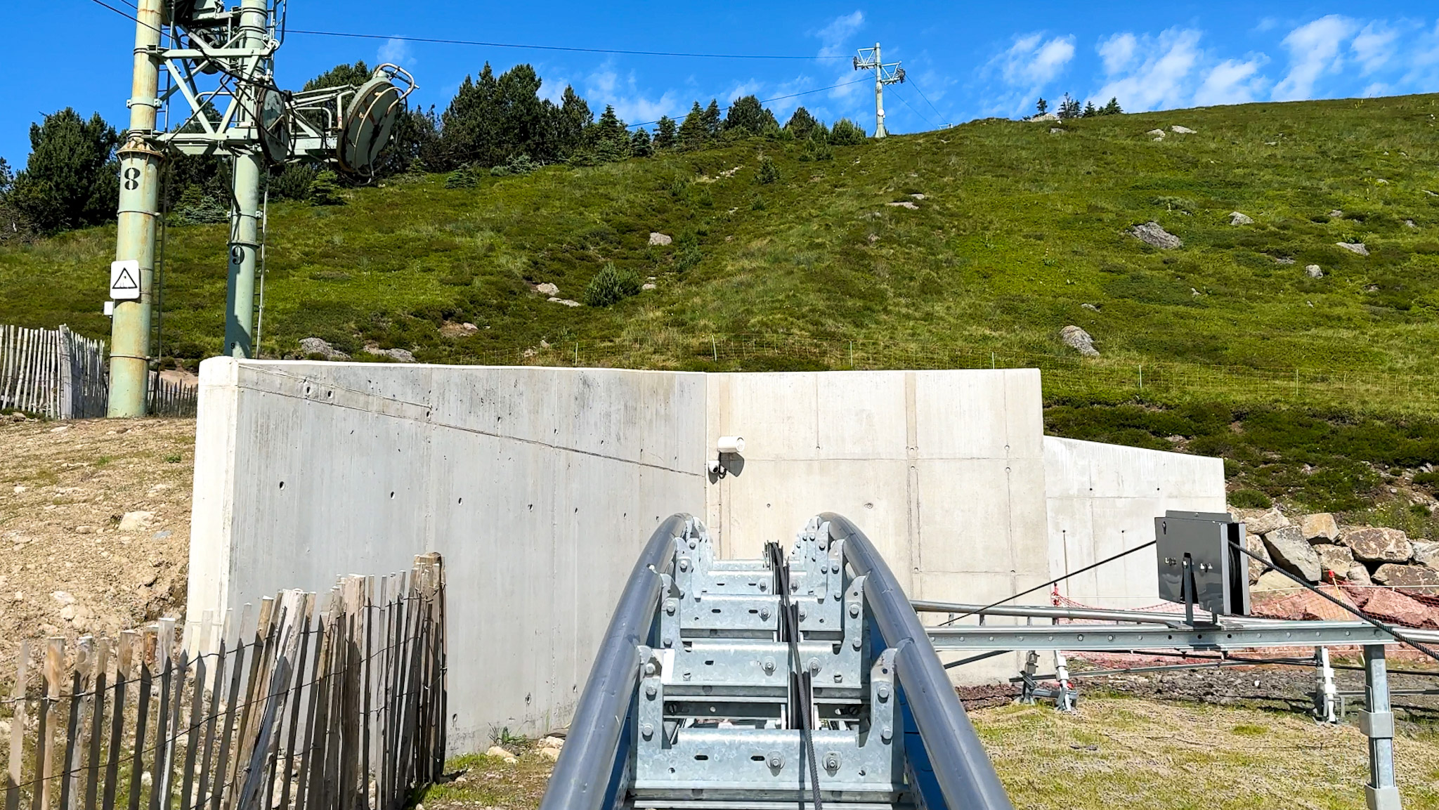 Super Coaster Super Besse - Departure for adventure