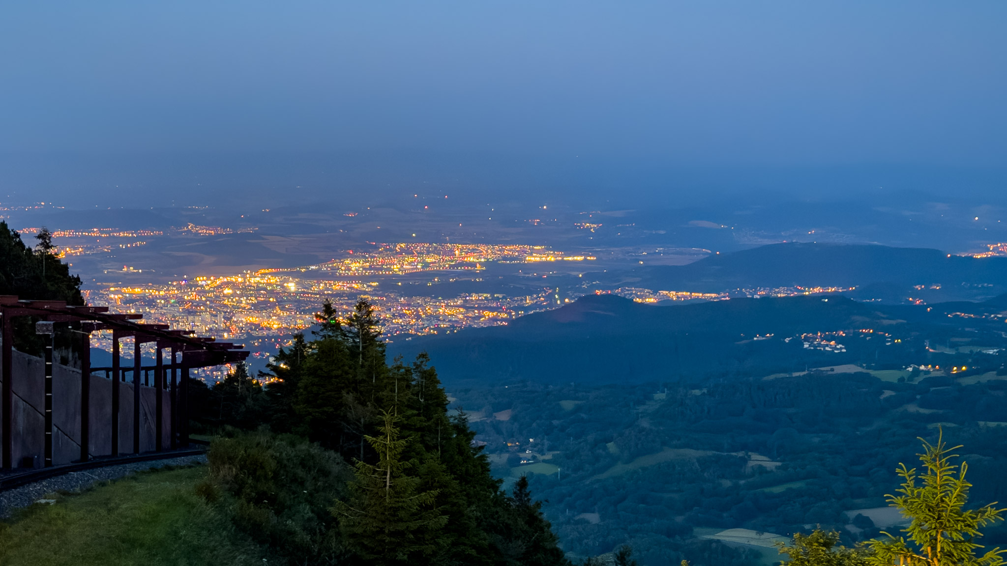 Puy de Dôme Night Tours - Clermont Ferrand