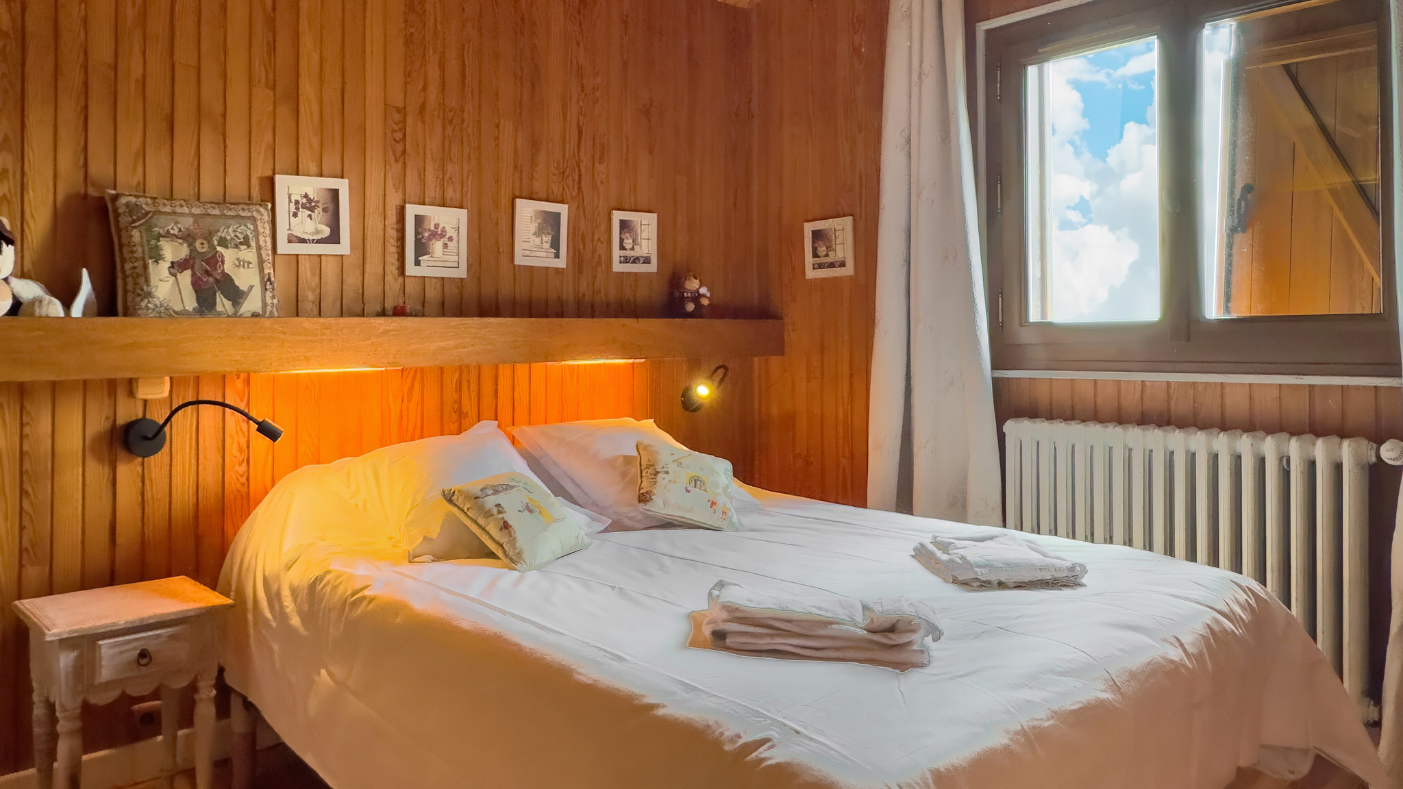 Chalet Ma Cambuse, Double room with view of Lac des Hermines