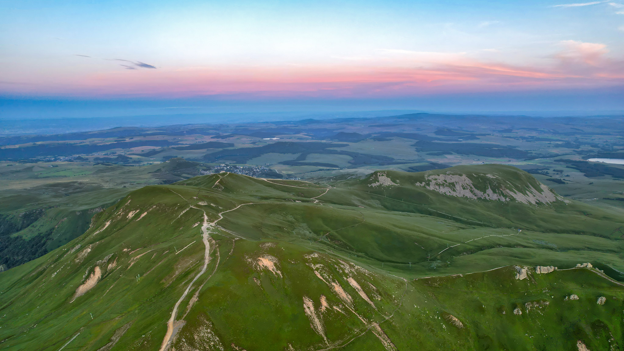 Summit of Puy de Sancy, Puy Ferrand, Super Besse and Lac Pavin