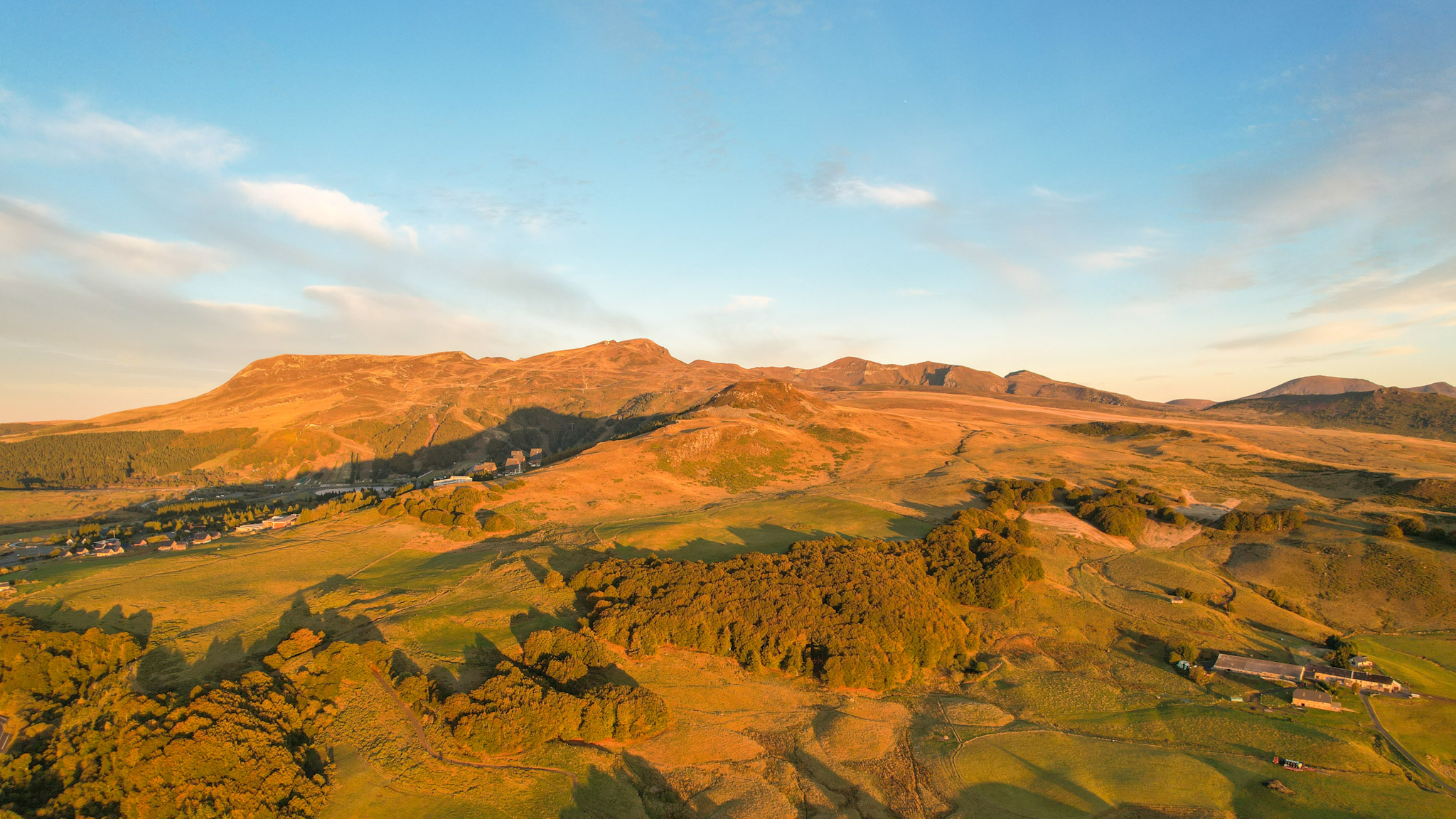 autumn sunrise in Super Besse