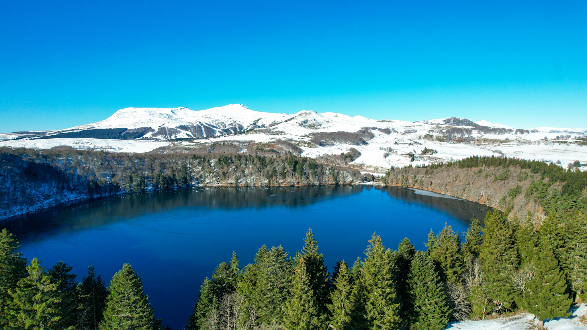 The Sancy Massif under the snow