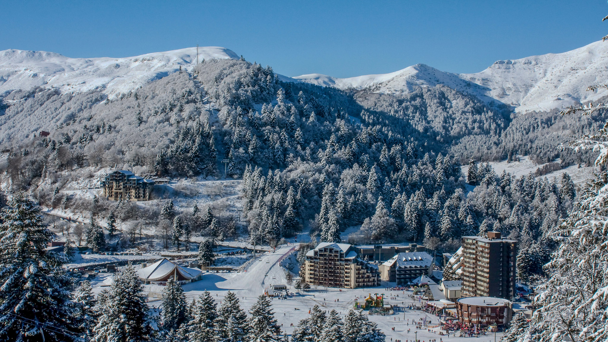 Le Lioran, skiing in Cantal